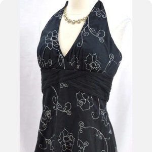 WHITE HOUSE BLACK MARKET COTTON Silver EMBROIDERED HALTER DRESS Fit Flare SIZE 4